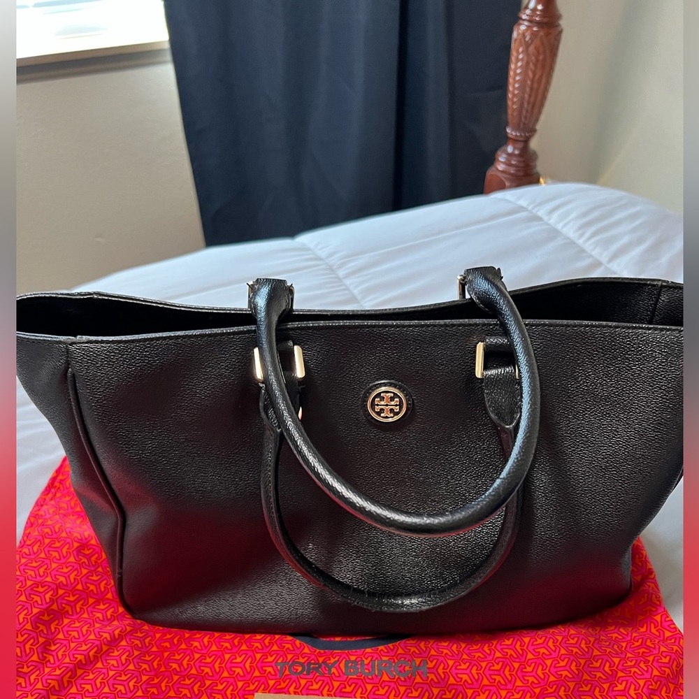 Tory Burch leather large Tote with Gold Accents